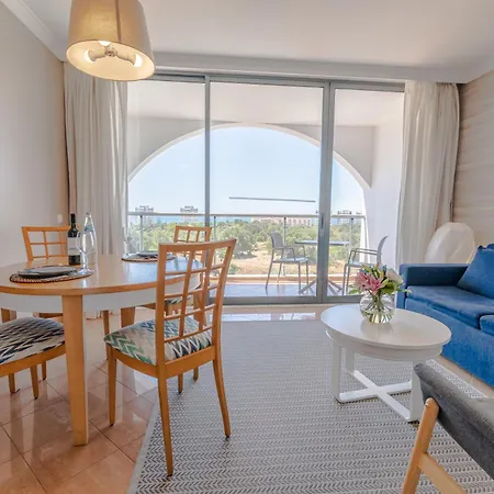 Pestana Park 4*