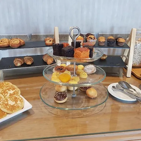מלון דירות Pestana Park 4*