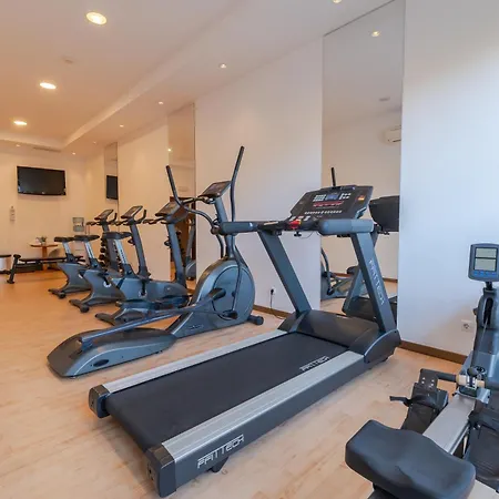 Pestana Park Aparthotel 4*
