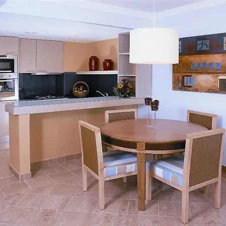 Pestana Park Aparthotel 4*