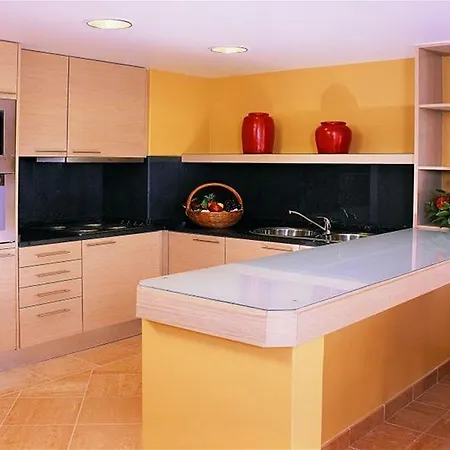 Aparthotel Pestana Park 4*