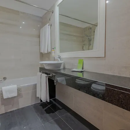 Pestana Park 4*